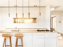 کابینت آشپزخانه سفید طلایی- ترکیبی معجزه گرانه 
